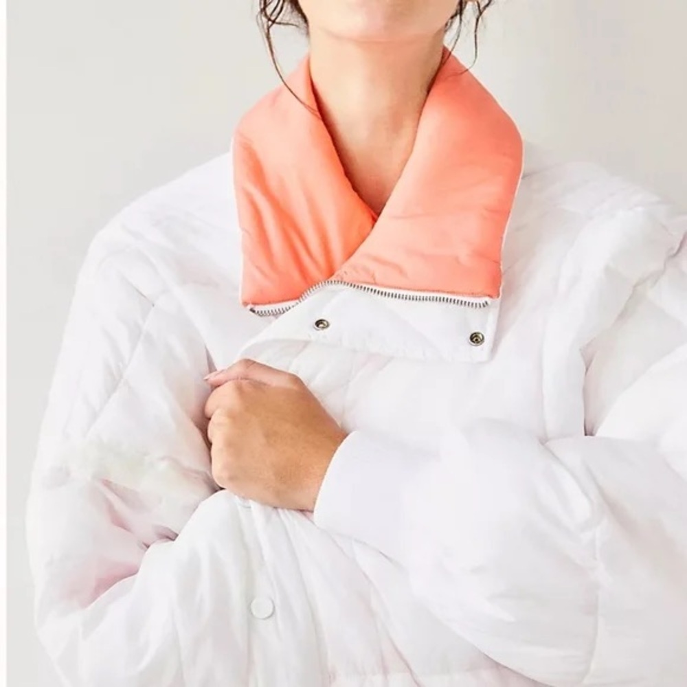 FP Movement Juno Packable Puffer Jacket reversible 1st Place neon down feel coat - Picture 8 of 15